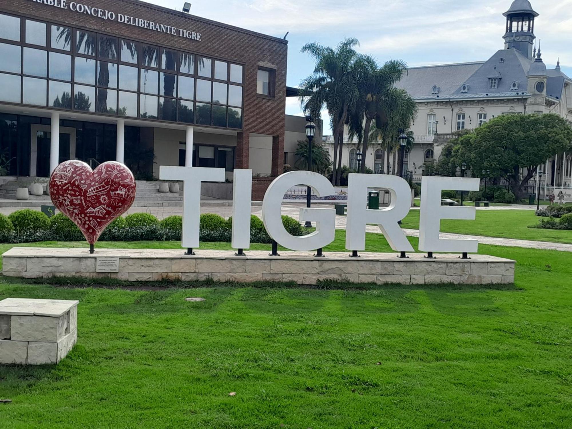 Paseo Victorica - Vista Al Rio Tigre